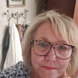 Meet your Posher, Brenda